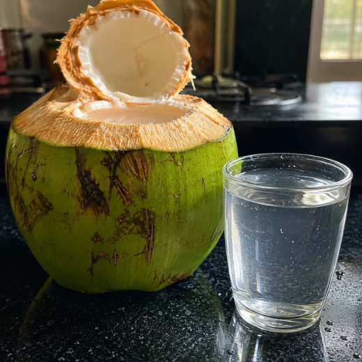 Água de coco em destaque