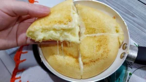 Pão de Queijo na Frigideira / Sem Forno, Rápida e Fofinho!