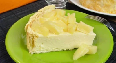 Torta folhada de abacaxi