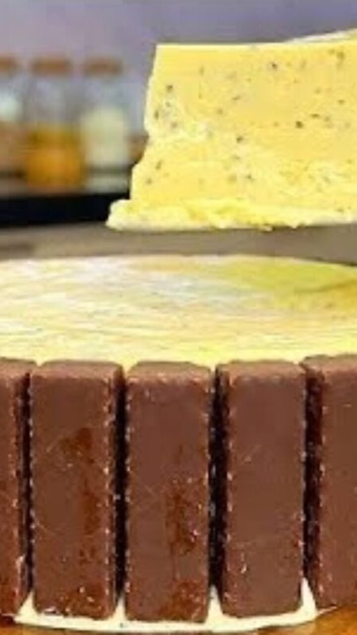 Mousse de Maracujá com Bis